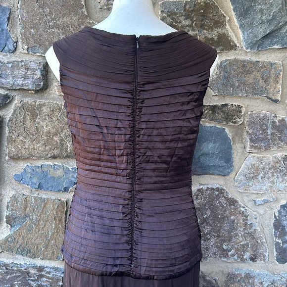NWOT Tadashi Shoji Collection Silk Chiffon MOTB Dress Brown Pleated Gown size 12 - Picture 7 of 8